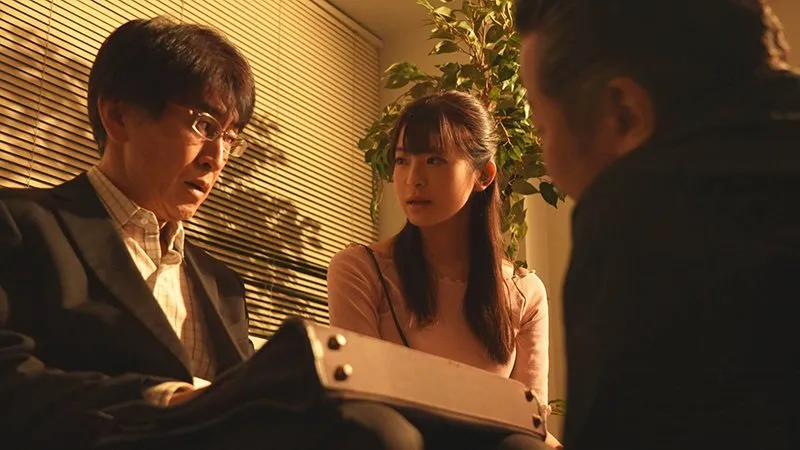 Anh xã vay nợ dân xã hội đen, vợ yêu phải bán thân để trả nợ